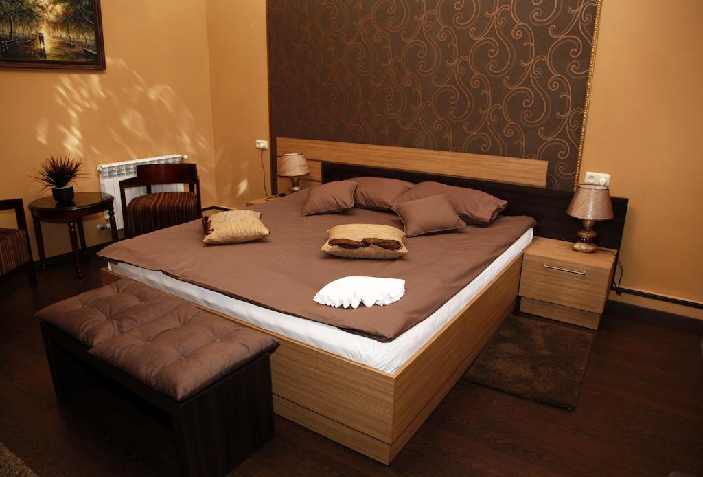 Azoyan Guest House Yerevan Phòng bức ảnh
