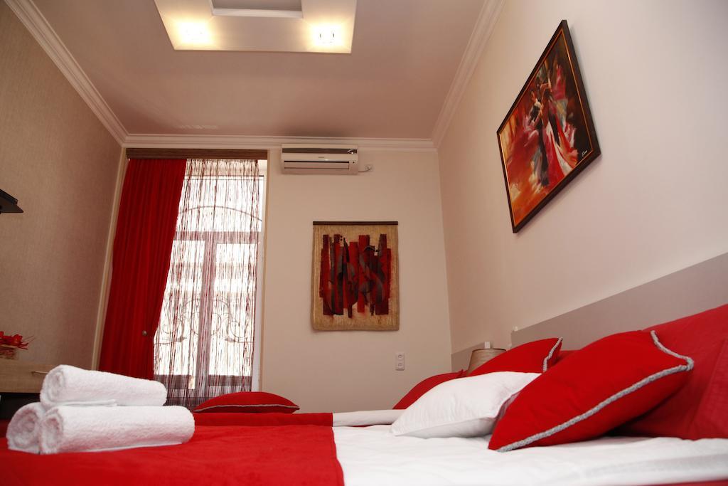 Azoyan Guest House Yerevan Ngoại thất bức ảnh