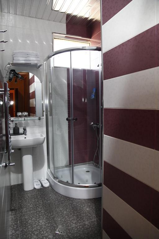 Azoyan Guest House Yerevan Phòng bức ảnh