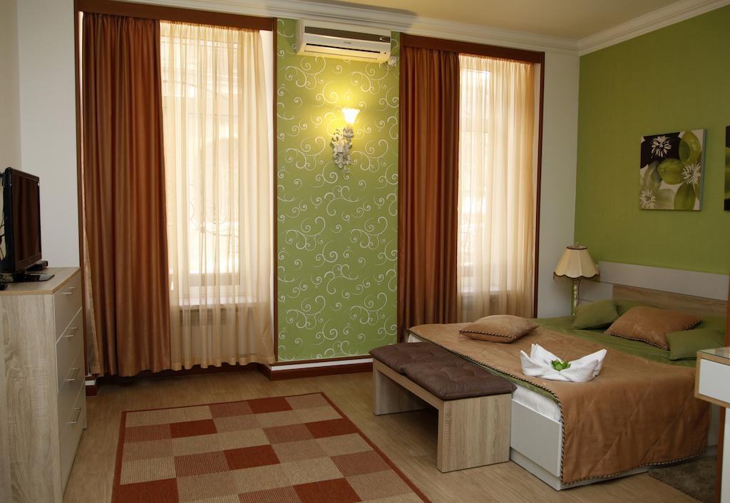 Azoyan Guest House Yerevan Phòng bức ảnh